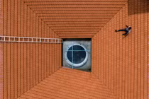 Khám phá nhà mái ngói với chức năng “bẫy gió” ở Lâm Đồng