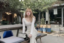 Thiều Bảo Trâm kể về khó khăn lúc mới vào nghề không ai giúp