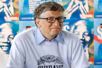 Tỷ phú hàng đầu thế giới nói gì về tiền bạc?