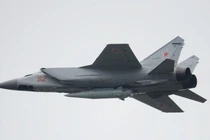 3 tiêm kích Nga mang tên lửa siêu thanh đến Kaliningrad