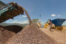 Hình ảnh mỏ kim cương 1.000 tỷ USD "khủng" nhất thế giới tại Zimbabwe