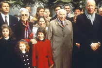 10 gia tộc giàu có nhất thế giới 2018