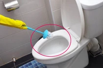 10 mẹo đánh bay vết bẩn toilet, áp dụng ngay tại nhà