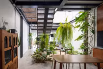 Độc đáo thiết kế nhà ống 2 tầng có khả năng tự làm mát