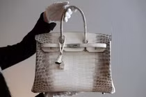 Sự thật “điên rồ” đằng sau túi Hermès Birkin khiến đại gia săn lùng 
