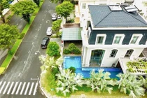 Choáng ngợp cảnh bên trong biệt thự như “lâu đài” Bảo Thy đang sống