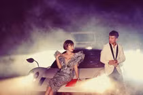 Những đại gia nổi tiếng chăm con cưng chiều vợ hết mực