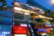 Chung cư cũ ở Sài Gòn gây sốt trên mạng xã hội quốc tế 