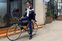 Chủ doanh nghiệp Việt quảng cáo trên sân CLB Heerenveen của Đoàn Văn Hậu là ai?