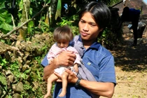 Những người tý hon ở Việt Nam