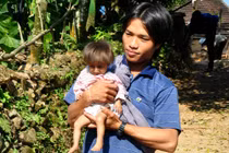 Những người tý hon ở Việt Nam