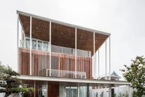 Nhà 3 tầng đẹp lung linh giữa cố đô Huế