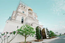 Nội thất xa hoa bên trong biệt thự dát vàng của Lý Nhã Kỳ