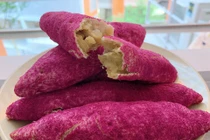 Bánh mì khoai lang tím gây sốt chợ mạng, làm không đủ bán