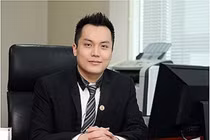 Chân dung “thiếu gia tỷ đô” nhà Tập đoàn DOJI đi làm bằng xe máy