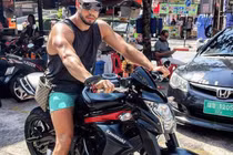 Đẹp trai, kiếm 1,8 tỷ/tháng nhưng chàng trai này vẫn “ế” vợ