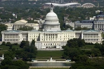 Mỹ thông qua dự luật ngân sách tạm thời để tránh chính phủ đóng cửa