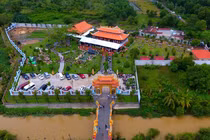 Toàn cảnh kiến trúc nhà thờ Tổ hoành tráng của Hoài Linh 