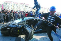 Hành động “điên rồ” của đại gia Trung Quốc chỉ để... "vui"