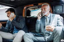 Bất ngờ thói keo kiệt, truy hoan với tiệc sex đằng sau vẻ hào nhoáng của giới tỷ phú