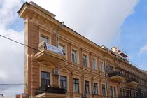 Bí ẩn "giật mình" bên trong các tòa nhà trên khắp thế giới