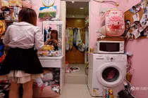 Phòng trọ như “quan tài” giá 15 triệu/tháng giữa Hong Kong 