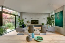 Nhà trăm tuổi cải tạo thành biệt thự vườn bình yên