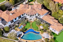 Choáng ngợp siêu biệt thự ngắm trọn bình minh lẫn hoàng hôn