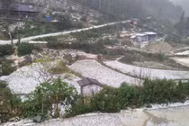 Ngày 27-28 Tết, Bắc Bộ và Bắc Trung Bộ khả năng xuất hiện mưa đá và lốc sét