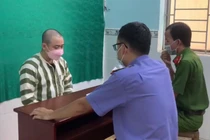 Diễn viên Hữu Tín bị khởi tố 2 tội danh