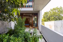 Thiết kế như tổ chim, nhà Đà Nẵng khiến báo Mỹ mê mẩn