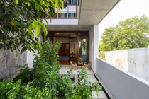 Thiết kế như tổ chim, nhà Đà Nẵng khiến báo Mỹ mê mẩn