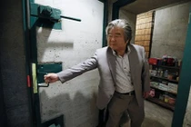 Đại gia chơi ngông xây hầm trú ẩn tránh bom hạt nhân 