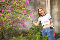 Cơ ngơi nghìn mét vuông trồng cây nuôi gà của ca sĩ Mỹ Tâm