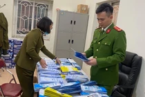 Lợi dụng dịch Corona, thương lái nhập lậu khẩu trang bán giá cao gấp 4 lần