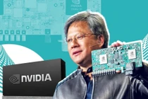 Tỷ phú đến Việt Nam ăn phở vỉa hè gây xôn xao là ai?