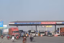 Bộ Giao thông Vận tải nói gì về 2 trạm thu phí trên quốc lộ 5?