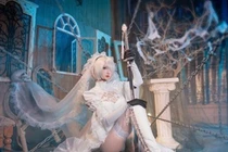 “Đỏ mặt” với màn cosplay “trắng tinh” của cô nàng 2B game NieR:Automata 