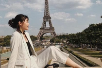 Soi gu thời trang của nàng Á hậu được ví là “bản sao của Hà Tăng“