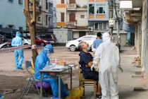 Hà Nội thêm 5 ca nhiễm mới, 1 người bị lây từ nguyên Giám đốc Hacinco