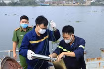 Truy nã kẻ cầm đầu buôn lậu 204 triệu lít xăng giả