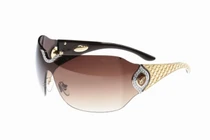 Ngã ngửa phụ kiện chống nắng đắt hơn cả siêu xe của giới nhà giàu