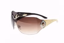 Ngã ngửa phụ kiện chống nắng đắt hơn cả siêu xe của giới nhà giàu