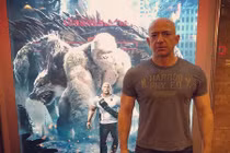 Loạt ảnh giản dị đến khó tin của tỷ phú thế giới