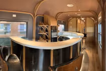 Nội thất xịn như hạng C máy bay trên đoàn tàu 5 sao ở VN