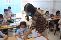 Những lớp học đẫm tình người trong căn nhà bị bỏ hoang