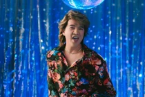 MV của Đàm Vĩnh Hưng: Lẩu thập cẩm hay xu hướng thế giới?