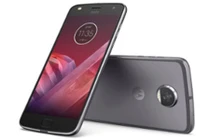 Moto Z2 Play ra mắt: mỏng nhẹ, pin “trâu”
