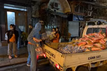 Người dân phố Trúc Bạch yên tâm cách ly, phòng dịch 