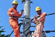 Nắng nóng kỷ lục, người dân miền Bắc dùng điện siêu "khủng"